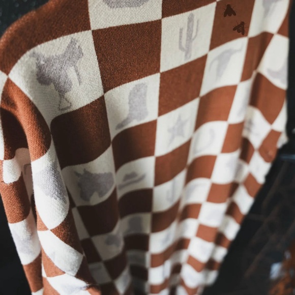 Checkered Block Western Cardigan - Picture 4 of 4